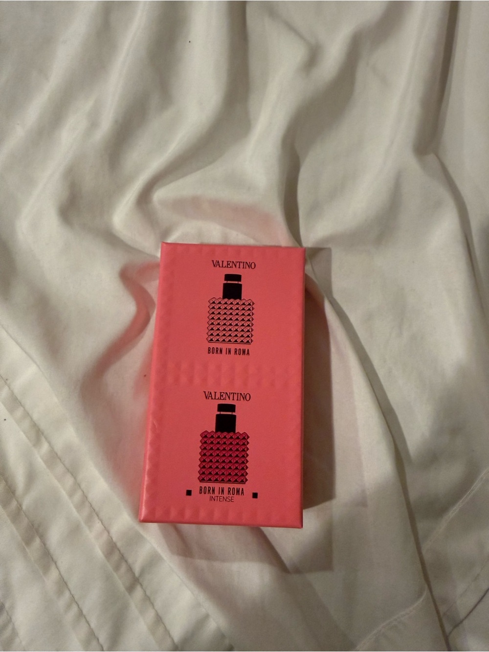 Valentino Born in Roma Intense Women's Fragrance - Pink